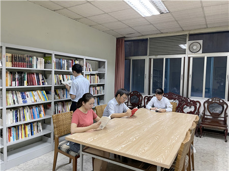 1660715023735278.jpg 員工讀書_副本.jpg